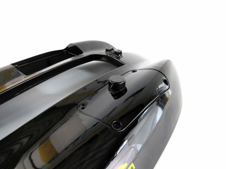 waverunner shuttle battery cover