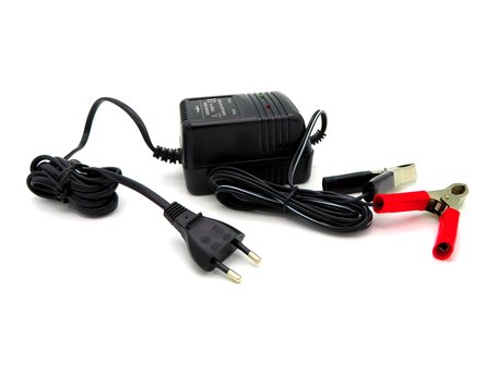 Oplader voor Voerboot Lood Accu's 2v/ 6v/ 12v